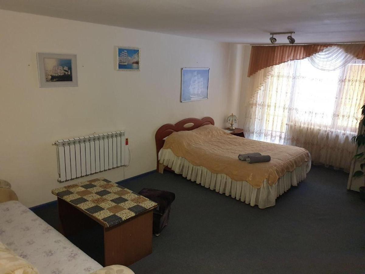 Mini Hotel Vesna Dnipro Exterior foto
